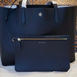 Tory Burch Flat Black Wristlet